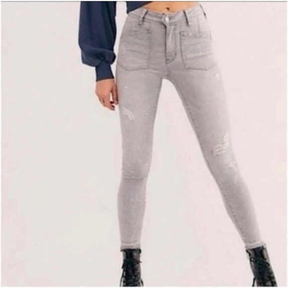 We The Free Denim - Free People WE THE FREE Grey Distressed Paint Splatter Skinny Jeans sz 25 NEW